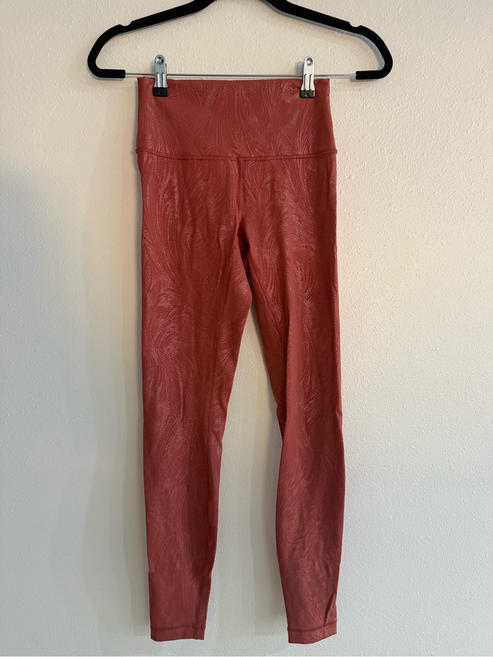 lululemon wunder under shine High-Rise Textured Leggings in cranberry pink Rust